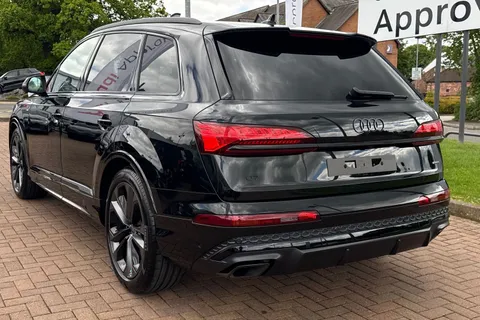 Audi Q7 3.0 TDI V6 Black Edition Tiptronic quattro Euro 6 (s/s) 5dr Thumbnail #8