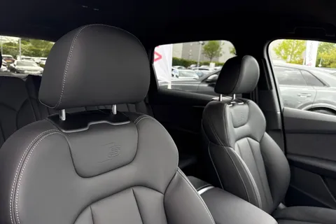 Audi Q7 3.0 TDI V6 Black Edition Tiptronic quattro Euro 6 (s/s) 5dr Thumbnail #24