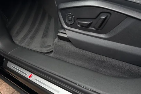 Audi Q7 3.0 TDI V6 Black Edition Tiptronic quattro Euro 6 (s/s) 5dr Thumbnail #33