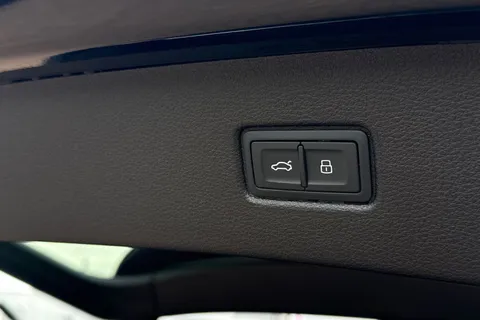 Audi Q7 3.0 TDI V6 Black Edition Tiptronic quattro Euro 6 (s/s) 5dr Thumbnail #39