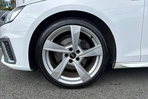 LM73HFD Audi A4 Avant Avant S line 35 TFSI 150 PS S tronic Thumbnail #14