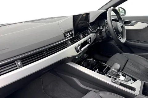 LM73HFD Audi A4 Avant Avant S line 35 TFSI 150 PS S tronic Thumbnail #16