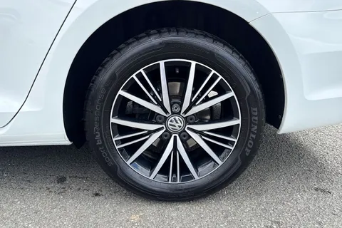 DG68UUA Volkswagen Golf 2.0 TDI SE 5dr DSG [Nav] ⭐1 Year Volkswagen Warranty⭐ Thumbnail #14
