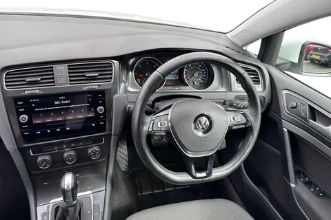 DG68UUA Volkswagen Golf 2.0 TDI SE 5dr DSG [Nav] ⭐1 Year Volkswagen Warranty⭐ Thumbnail #19