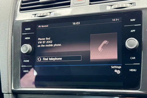 DG68UUA Volkswagen Golf 2.0 TDI SE 5dr DSG [Nav] ⭐1 Year Volkswagen Warranty⭐ Thumbnail #32