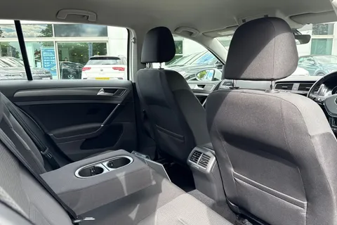DG68UUA Volkswagen Golf 2.0 TDI SE 5dr DSG [Nav] ⭐1 Year Volkswagen Warranty⭐ Thumbnail #43