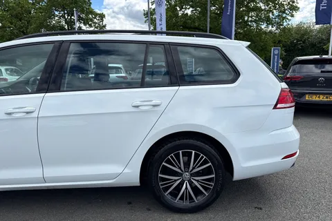 DG68UUA Volkswagen Golf 2.0 TDI SE 5dr DSG [Nav] ⭐1 Year Volkswagen Warranty⭐ Thumbnail #48