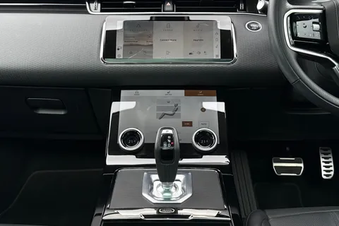 15 of 51 for Land Rover Range Rover Evoque 2.0 D200 Evoque Edition 5dr