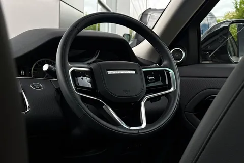34 of 51 for Land Rover Range Rover Evoque 2.0 D200 Evoque Edition 5dr