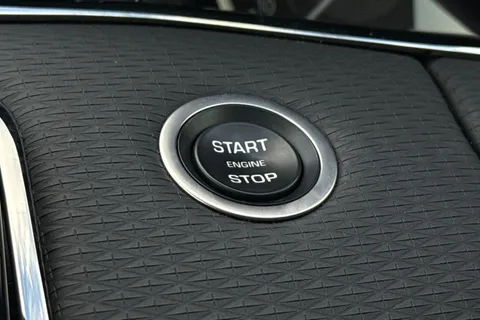 37 of 51 for Land Rover Range Rover Evoque 2.0 D200 Evoque Edition 5dr