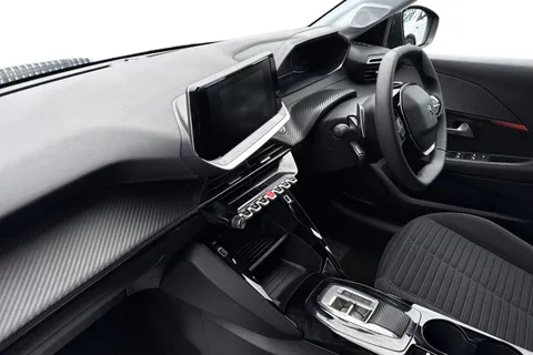 9 of 45 for PEUGEOT 208 1.2 PureTech Active Premium + EAT Euro 6 (s/s) 5dr