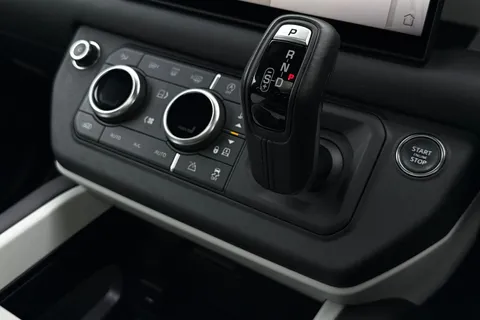 KO74MXV Land Rover Defender 110 3.0 D350 X-Dynamic HSE 5dr Thumbnail #15