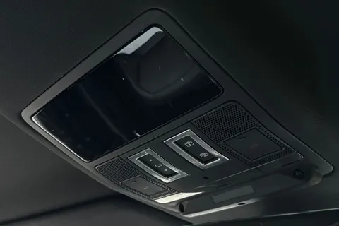 KO74MXV Land Rover Defender 110 3.0 D350 X-Dynamic HSE 5dr Thumbnail #25