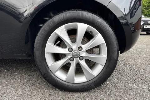 SN18YUJ Vauxhall Corsa 1.4i ecoTEC Energy Euro 6 3dr (a/c) Thumbnail #12