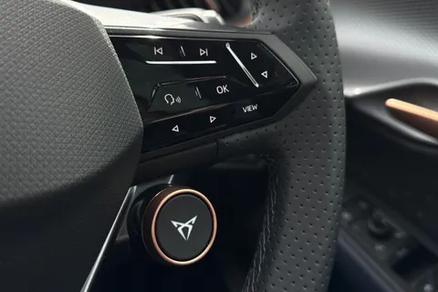 KN75YEJ CUPRA Tavascan 77kWh VZ1 SUV Coupe Auto 4Drive 5dr Thumbnail #36