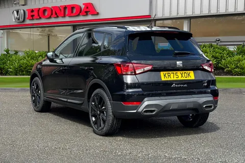 KR75XOK SEAT Arona 1.0 TSI FR Black Edition DSG Euro 6 (s/s) 5dr Thumbnail #2