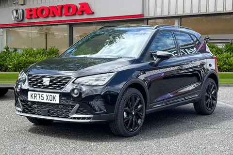 KR75XOK SEAT Arona 1.0 TSI FR Black Edition DSG Euro 6 (s/s) 5dr Thumbnail #6