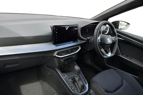 KR75XOK SEAT Arona 1.0 TSI FR Black Edition DSG Euro 6 (s/s) 5dr Thumbnail #15