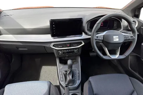 KR75XOK SEAT Arona 1.0 TSI FR Black Edition DSG Euro 6 (s/s) 5dr Thumbnail #16