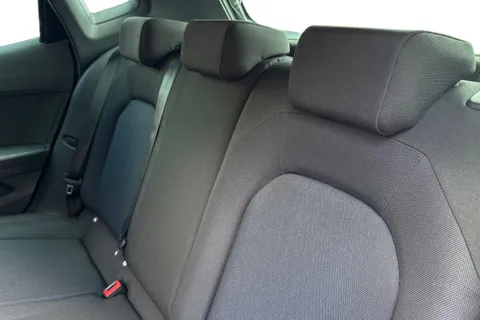 KR75XOK SEAT Arona 1.0 TSI FR Black Edition DSG Euro 6 (s/s) 5dr Thumbnail #17