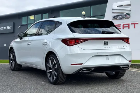 SEAT Leon 1.5 TSI EVO FR Sport Euro 6 (s/s) 5dr Thumbnail #3