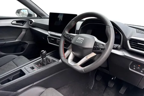 SEAT Leon 1.5 TSI EVO FR Sport Euro 6 (s/s) 5dr Thumbnail #14
