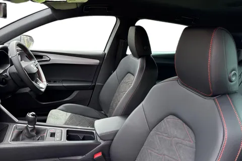 SEAT Leon 1.5 TSI EVO FR Sport Euro 6 (s/s) 5dr Thumbnail #16