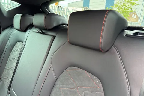 SEAT Leon 1.5 TSI EVO FR Sport Euro 6 (s/s) 5dr Thumbnail #19
