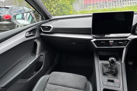 SEAT Leon 1.5 TSI EVO FR Sport Euro 6 (s/s) 5dr Thumbnail #20