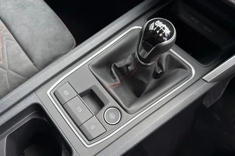 SEAT Leon 1.5 TSI EVO FR Sport Euro 6 (s/s) 5dr Thumbnail #23