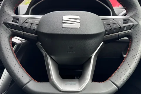 SEAT Leon 1.5 TSI EVO FR Sport Euro 6 (s/s) 5dr Thumbnail #35