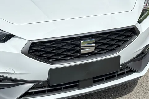 SEAT Leon 1.5 TSI EVO FR Sport Euro 6 (s/s) 5dr Thumbnail #40