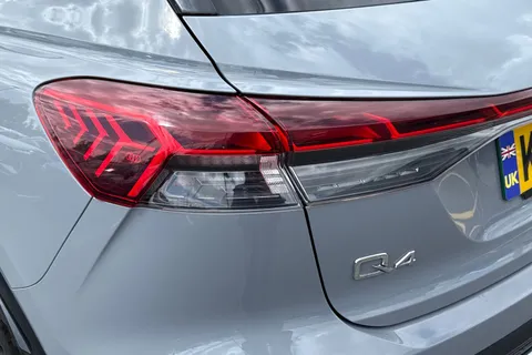 KP73LFJ Audi Q4 e-tron Q4  S line 50 e-tron quattro 220,00 kW Thumbnail #9
