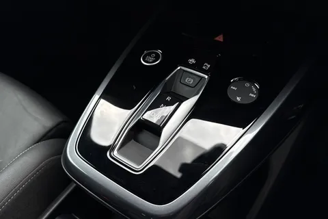 KP73LFJ Audi Q4 e-tron Q4  S line 50 e-tron quattro 220,00 kW Thumbnail #24