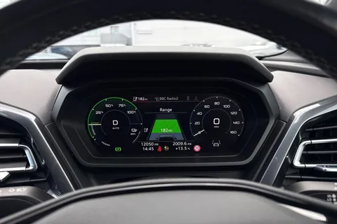 KP73LFJ Audi Q4 e-tron Q4  S line 50 e-tron quattro 220,00 kW Thumbnail #39