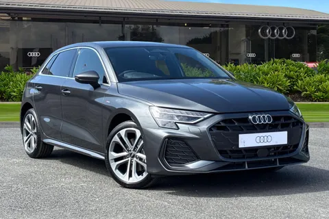 Audi A3 1.5 TFSIe 40 S line Sportback S Tronic Euro 6 (s/s) 5dr 17.9kWh Thumbnail #1