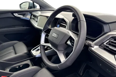 KR75ZSV Audi Q4 e-tron Q4  Sport 45 e-tron quattro 210,00 kW Thumbnail #15