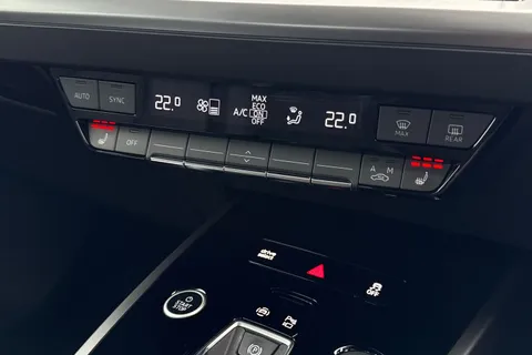 KR75ZSV Audi Q4 e-tron Q4  Sport 45 e-tron quattro 210,00 kW Thumbnail #23
