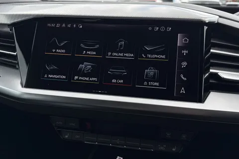KR75ZSV Audi Q4 e-tron Q4  Sport 45 e-tron quattro 210,00 kW Thumbnail #27
