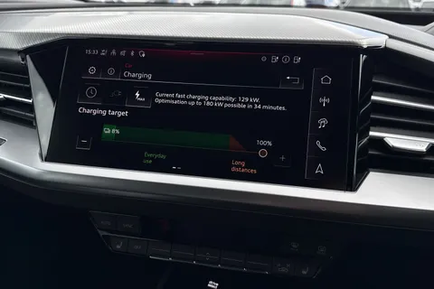 KR75ZSV Audi Q4 e-tron Q4  Sport 45 e-tron quattro 210,00 kW Thumbnail #30