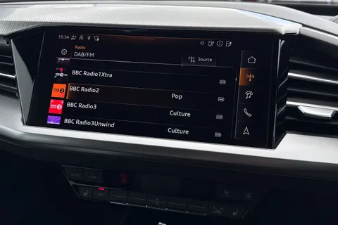 KR75ZSV Audi Q4 e-tron Q4  Sport 45 e-tron quattro 210,00 kW Thumbnail #37