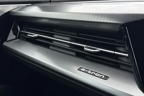 KR75ZSV Audi Q4 e-tron Q4  Sport 45 e-tron quattro 210,00 kW Thumbnail #54