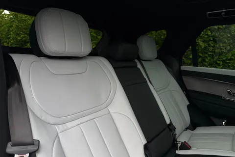 Land Rover Range Rover Sport 3.0 P460e 38.2kWh Edition Auto 4WD Euro 6 (s/s) 5dr Thumbnail #13