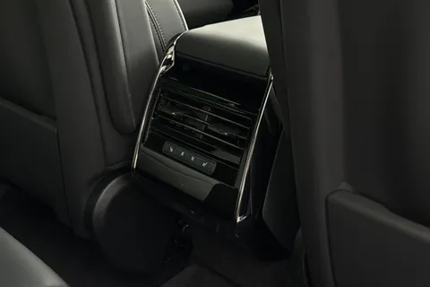 Land Rover Range Rover Sport 3.0 P460e 38.2kWh Edition Auto 4WD Euro 6 (s/s) 5dr Thumbnail #22
