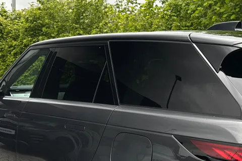 Land Rover Range Rover Sport 3.0 P460e 38.2kWh Edition Auto 4WD Euro 6 (s/s) 5dr Thumbnail #53
