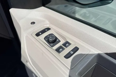 PN26AAH Volkswagen California Ocean 150 PS 2.0 TDI 7-Speed DSG Thumbnail #17