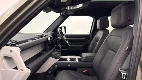 KT74XPC Land Rover Defender 110 3.0 D350 X-Dynamic HSE 5dr Thumbnail #4