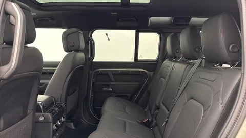 KT74XPC Land Rover Defender 110 3.0 D350 X-Dynamic HSE 5dr Thumbnail #5