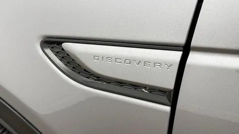 KK24CFF Land Rover Discovery Sport 1.5 P270e Dynamic HSE 5dr Thumbnail #21