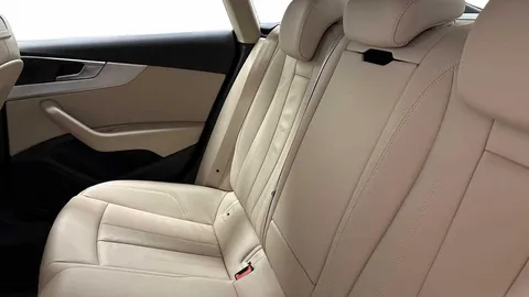 8 of 10 for Audi A5 Sport 35 TFSI 150 PS S tronic